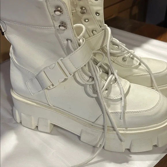 Forever 21 White Combat Boots - Picture 5 of 7